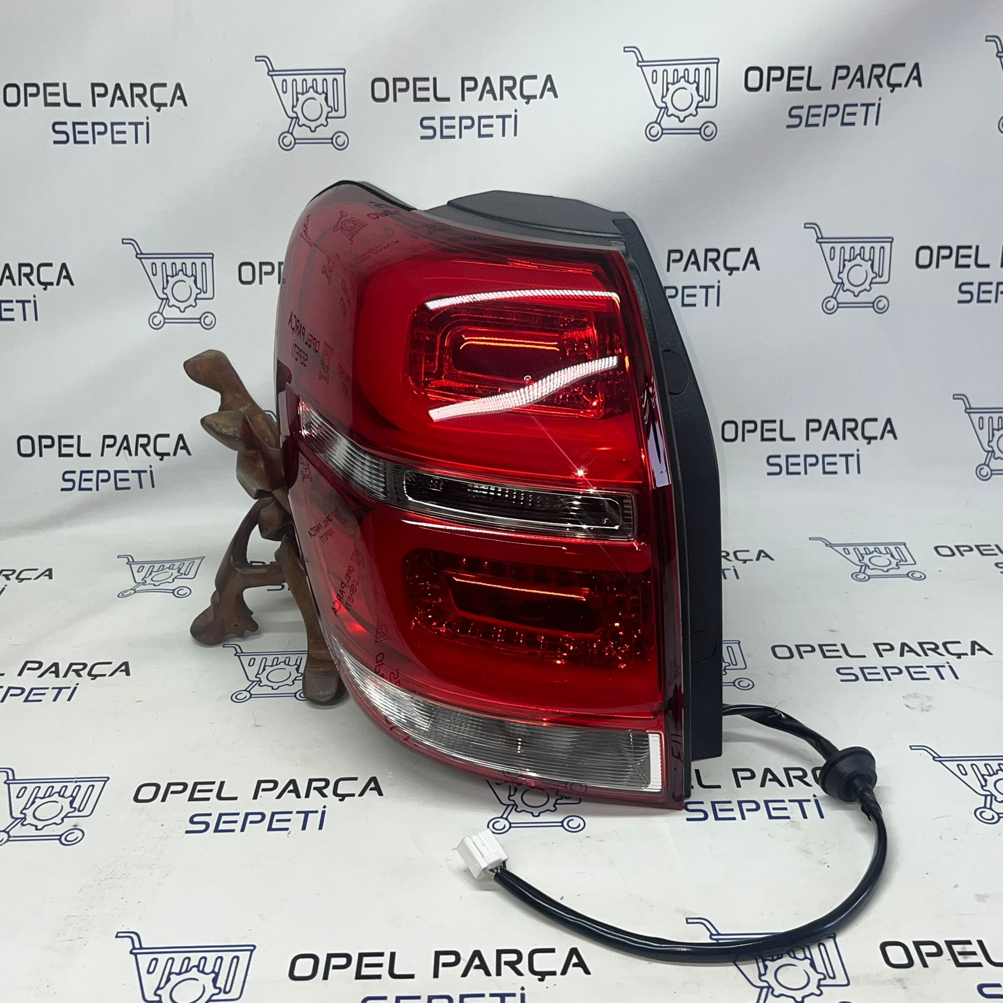 CHEVROLET CAPTİVA C140 SOL STOP LEDLİ 42346441