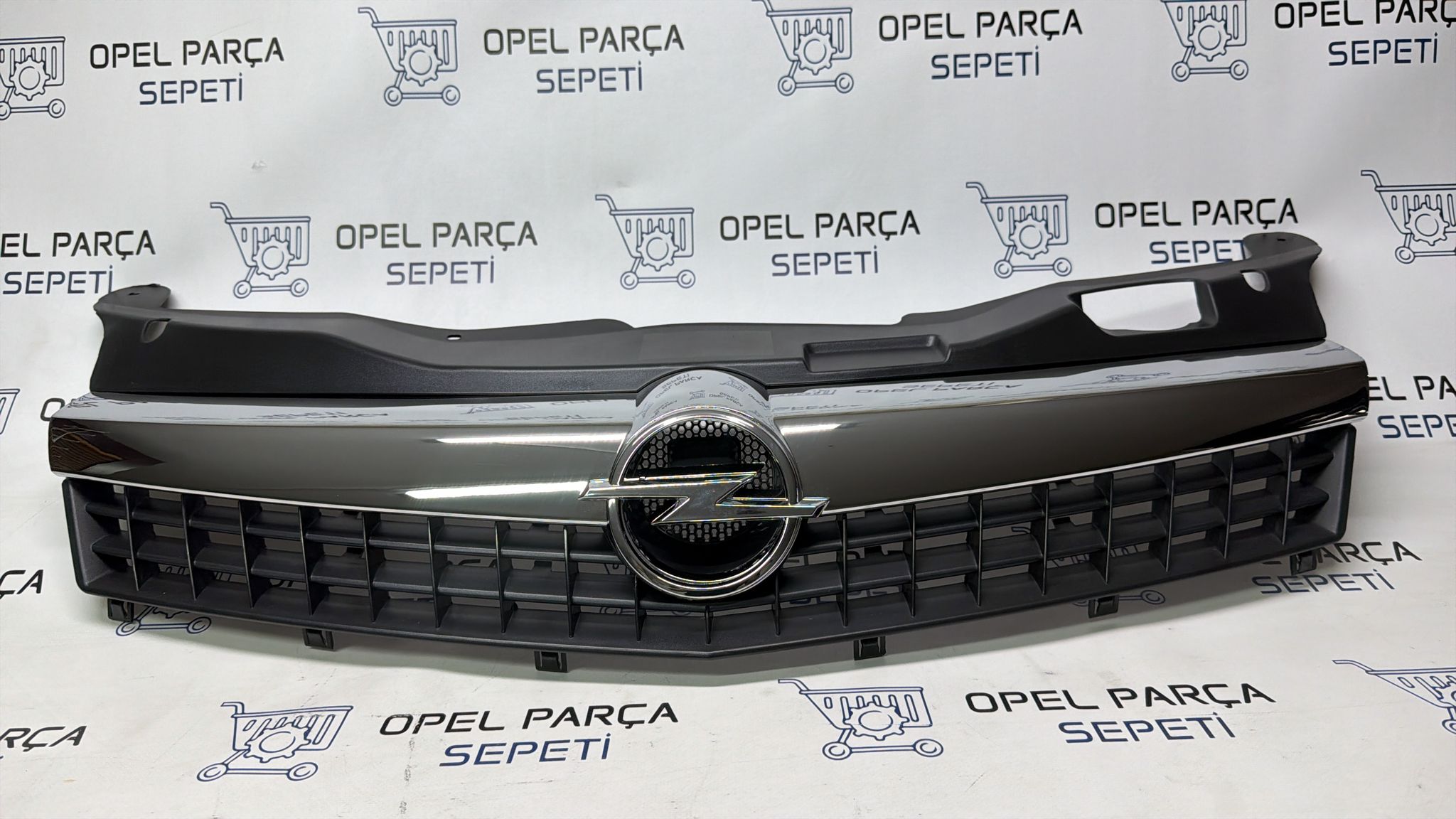 Opel astra h gtc ön panjur  