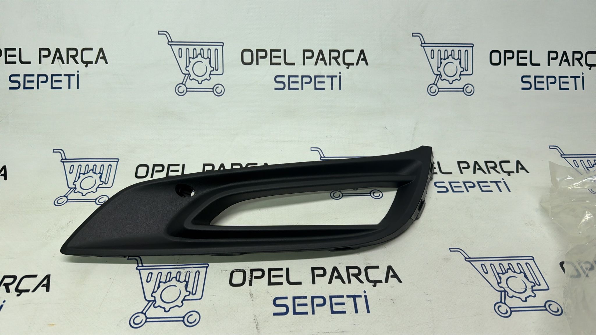 Opel astra k sağ sis kapağı 